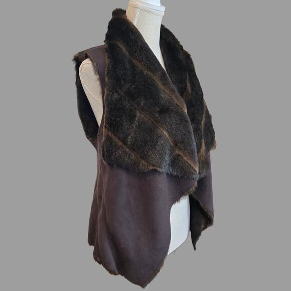 Bebe Brown Faux Fur Reversible Open Vest Women's Sz Small - Picture 2 of 9